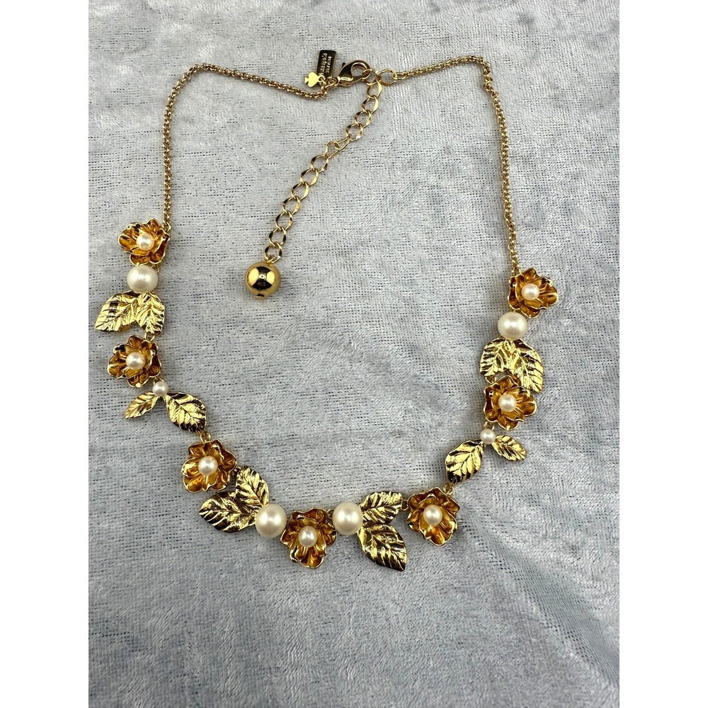 Kate Spade Flower Necklace Lavish Blooms Gold‎ Tone Faux Pearl Signed 17"